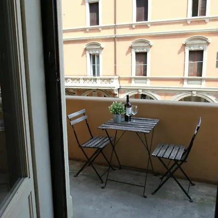 Piazza Dei Martiri Bolonia