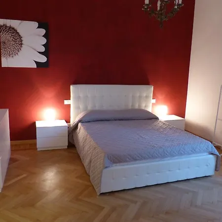 Piazza Dei Martiri Apartament